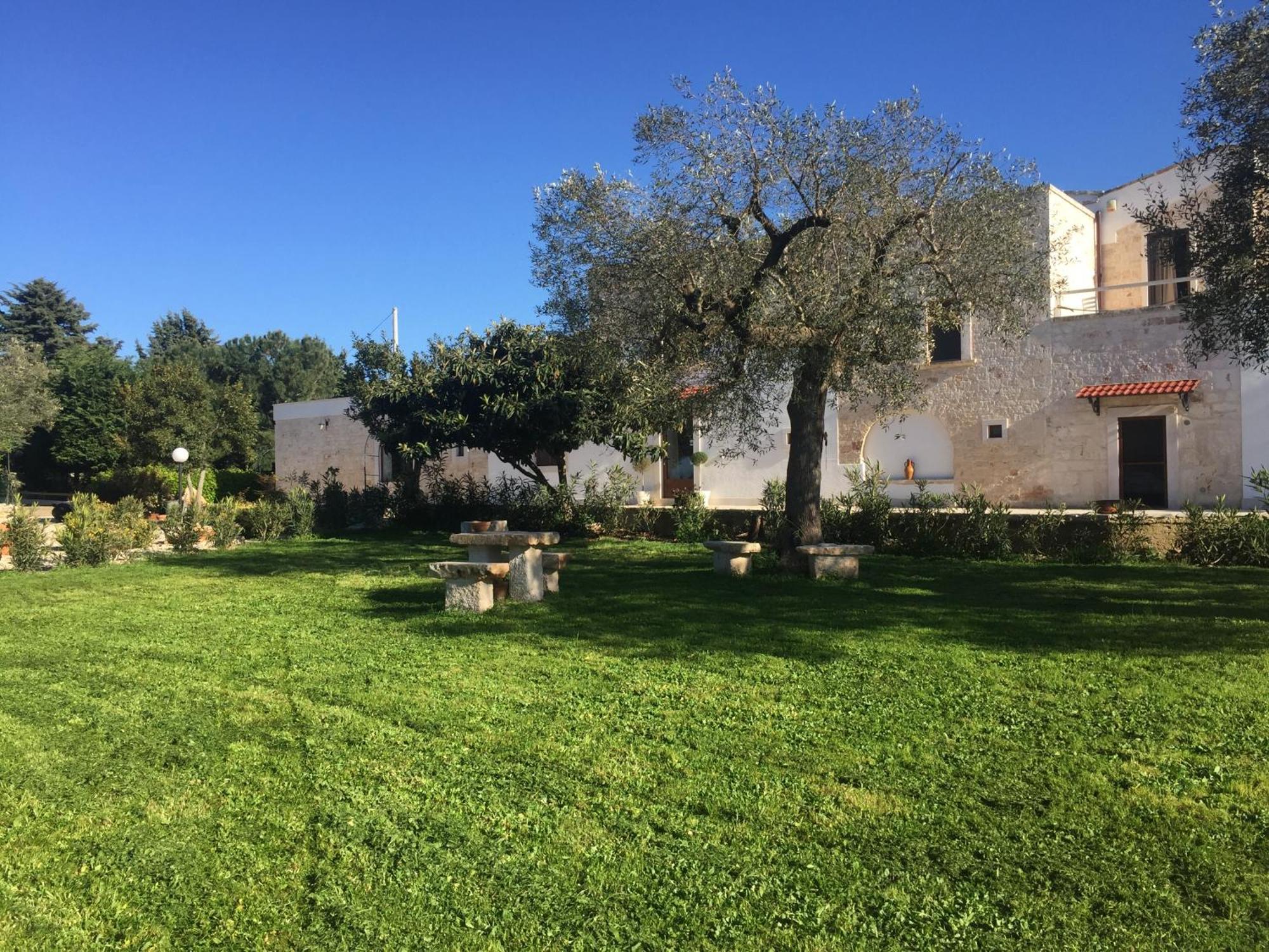 Bed and Breakfast La Dimora Gigante Castellana Grotte Exterior foto