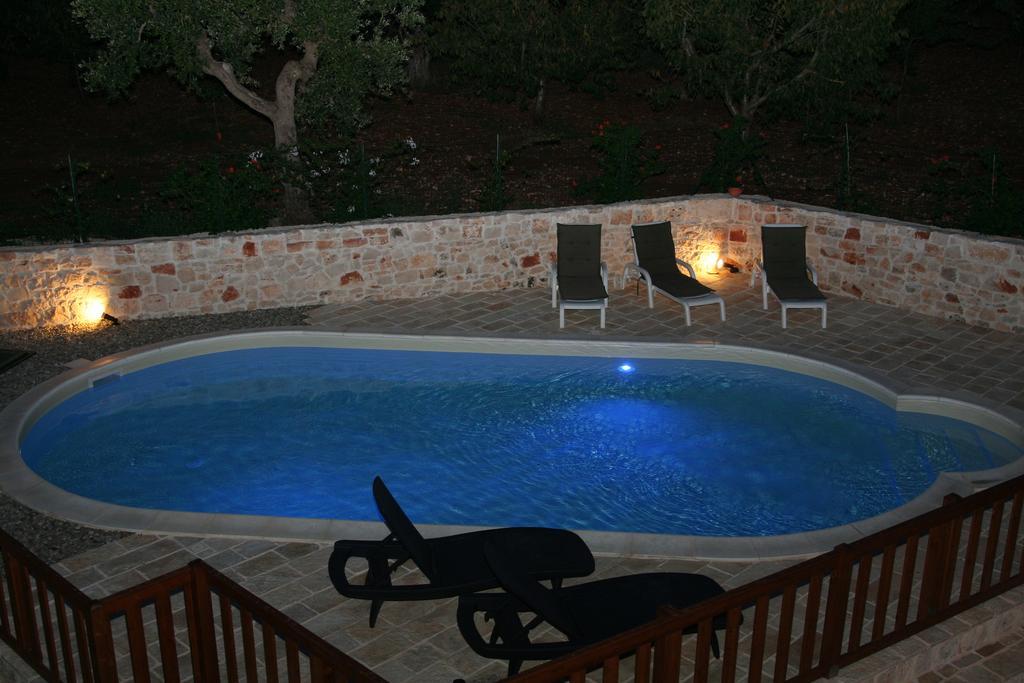 Bed and Breakfast La Dimora Gigante Castellana Grotte Exterior foto